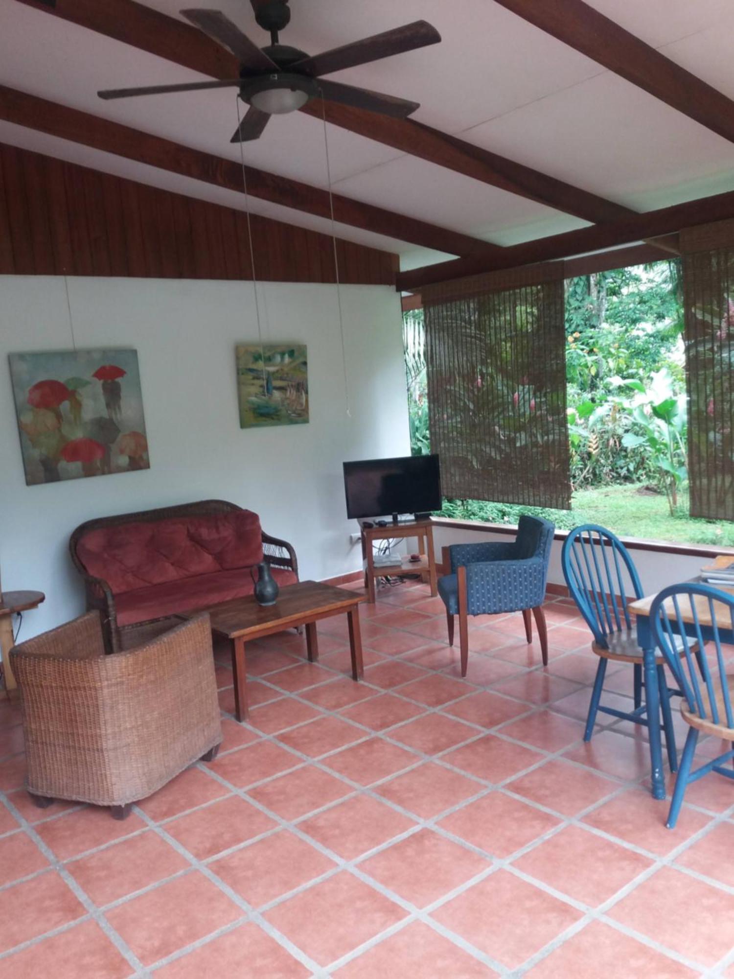 Los Delfines Lodge Puerto Viejo de Talamanca Ngoại thất bức ảnh
